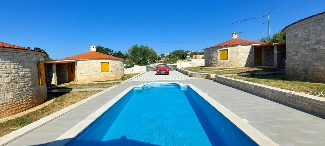 Apartmani Belavic - Kazuni Peruski Bagian luar foto