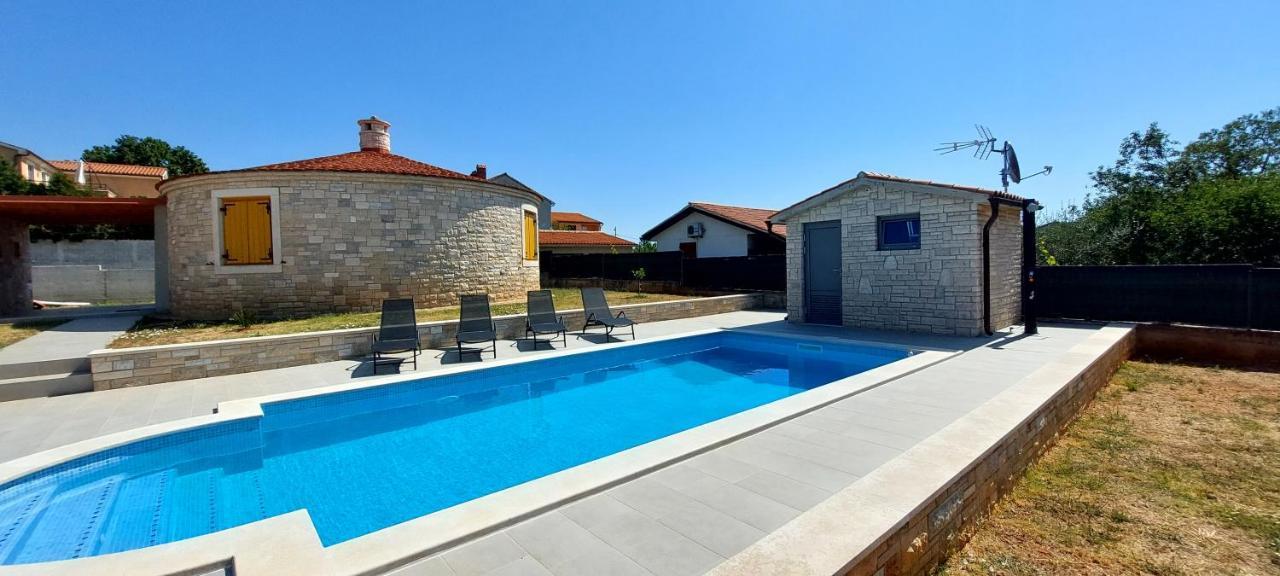 Apartmani Belavic - Kazuni Peruski Bagian luar foto